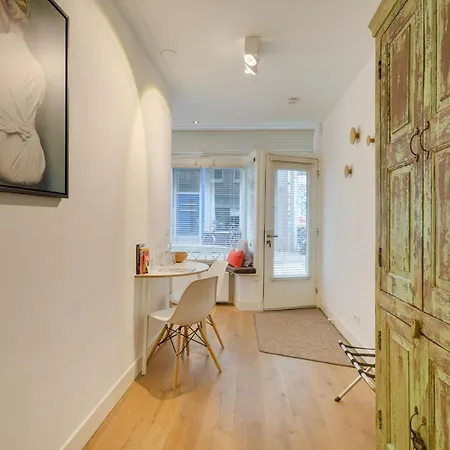 Luxurious In Jordaan Couple Getaway فندق مبيت وإفطار أمستردام